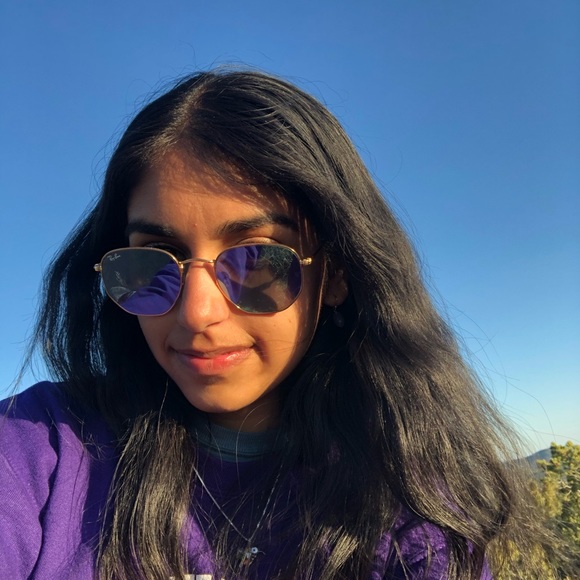 Meet your Posher, Avani - Picture 1 of 1